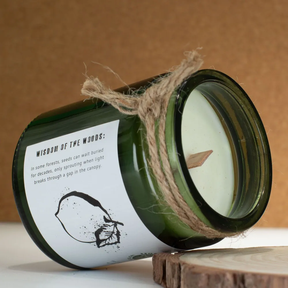 Greenman Woodwick sojina svijeć – cedar i citrus