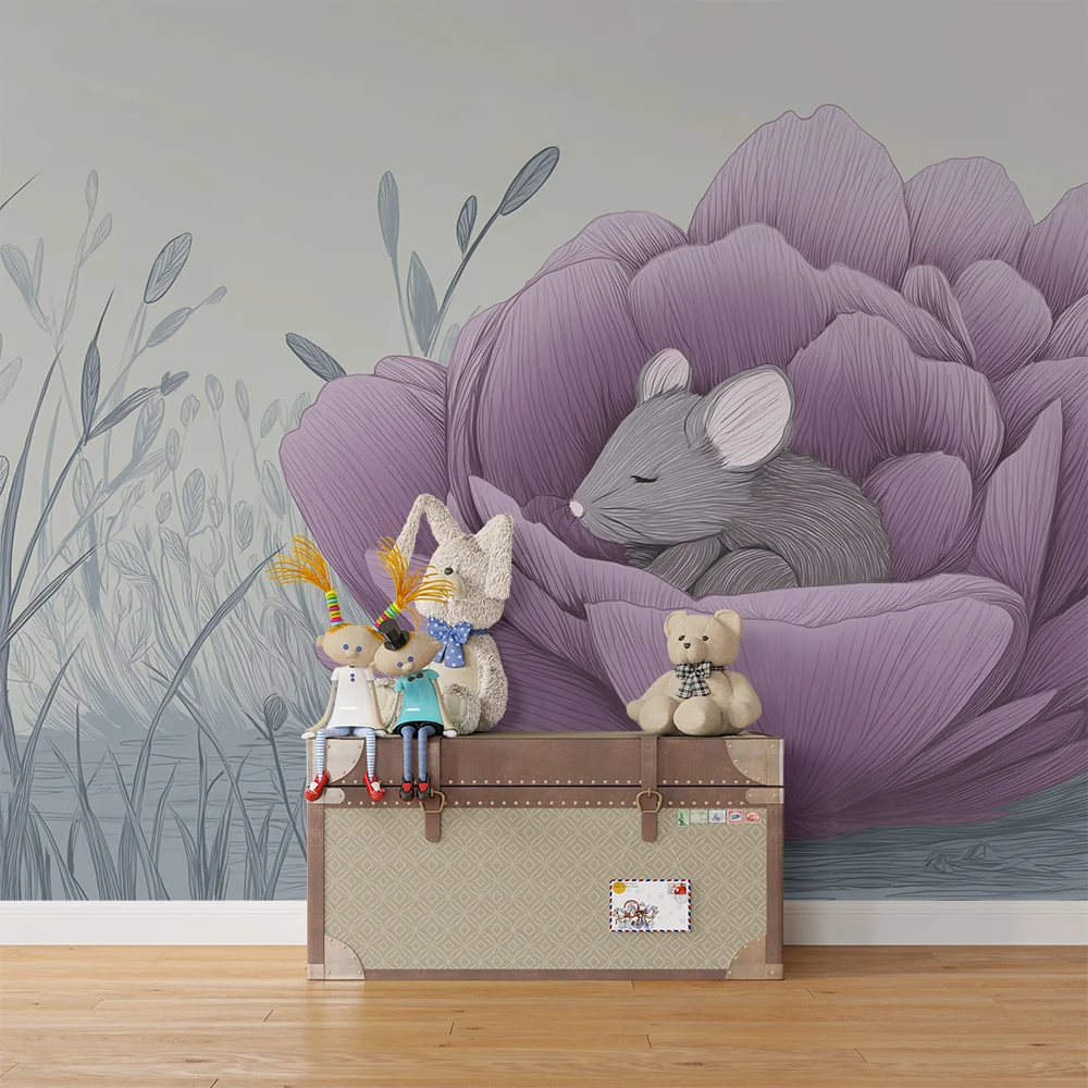 Papel de parede quarto bebê | Mali miš spava u nježnom cvijetu