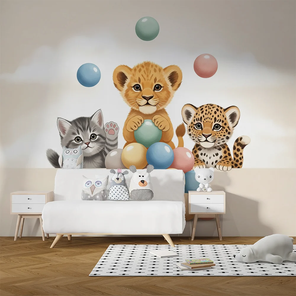 Papel de parede quarto bebê | Simpáticos animais brincar com bolas coloridas