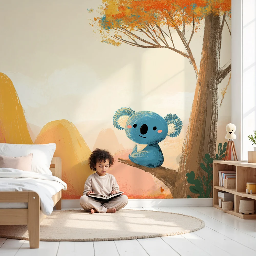 Papier de parede dječje sobe | Simpaticna koala na grani s šarenim brdima