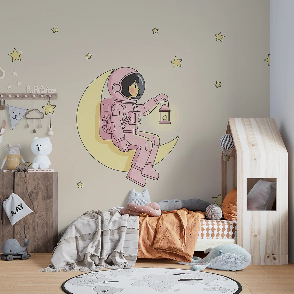 Papier de parede dječje sobe | Simpatični astronaut na mjesecu s zlatnim zvijezdama