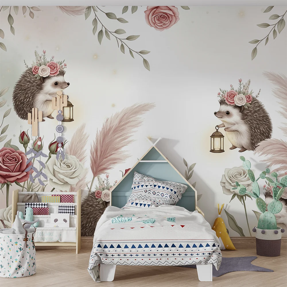 Papier de parede quarto bebê | Ouriços adoráveis com flores e lanternas