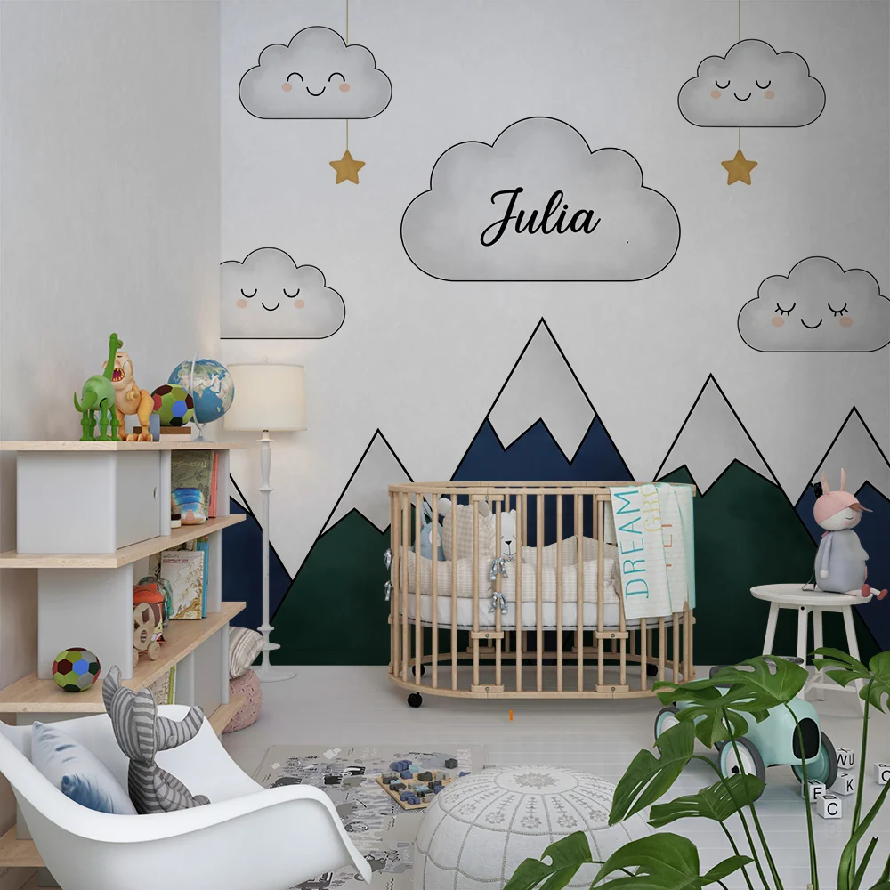 Tapete za bebe sobu | Nježne planine i osmijehnuli oblaci Julia
