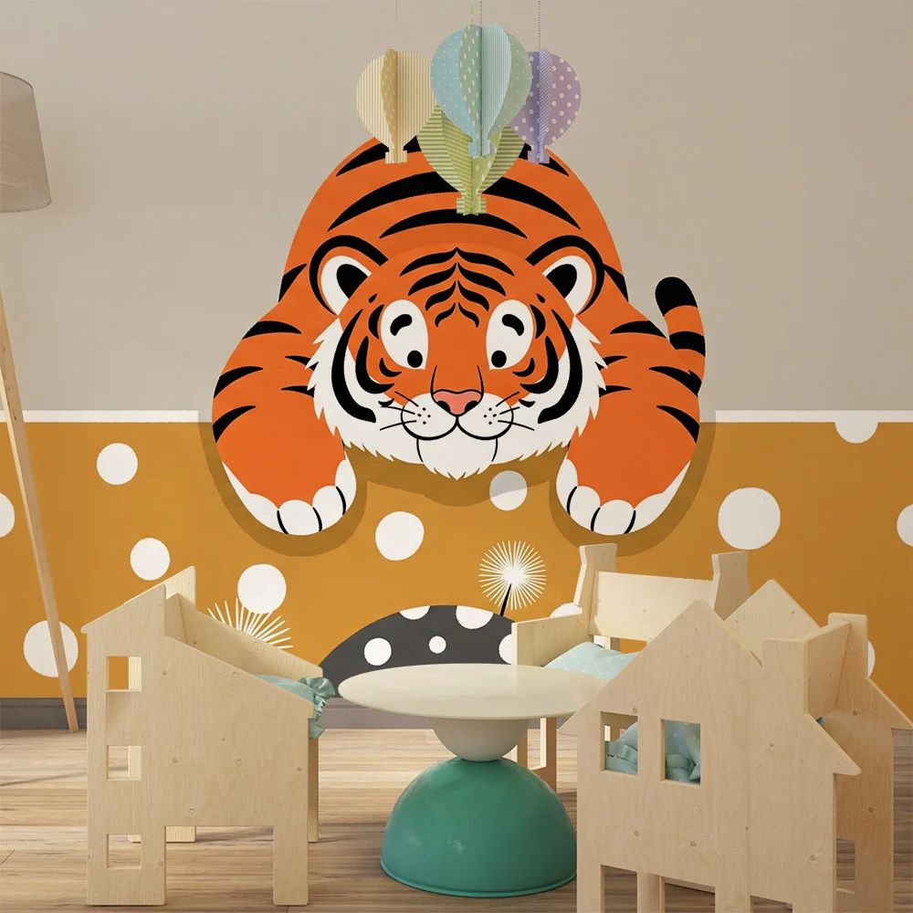 Tapete za dječju sobu | Lukavi tigar na živopisnoj podlozi s veselim uzorcima