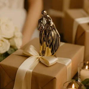 Zlatna figurica para – 17 cm ✨💍