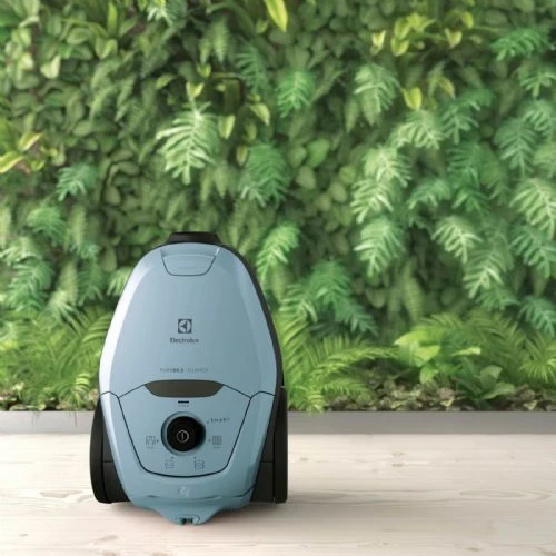 Sesalnik z vrečko Electrolux Pure D8 PD82-4MB