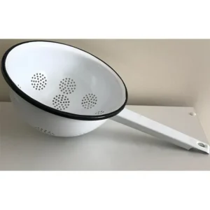 Enamel pasta strainer 20cm