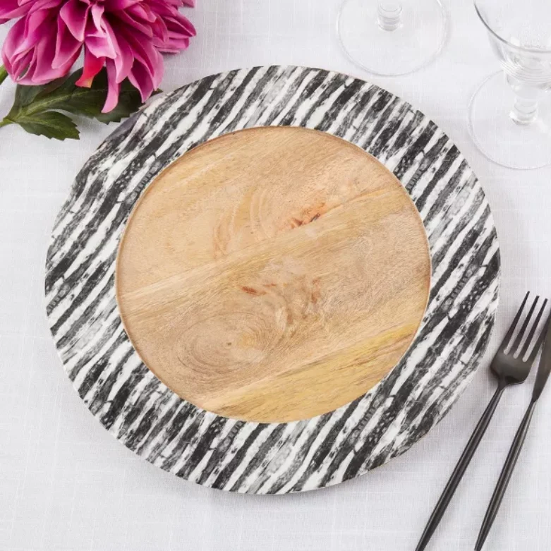 Striped Rim Charger Set 4