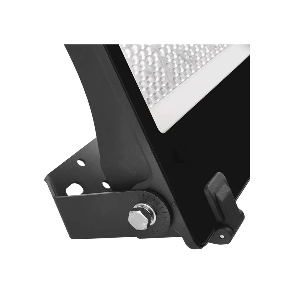 AVENO profesionalan LED reflektor, 100W, 15500lm, 4000K, 60°x135°