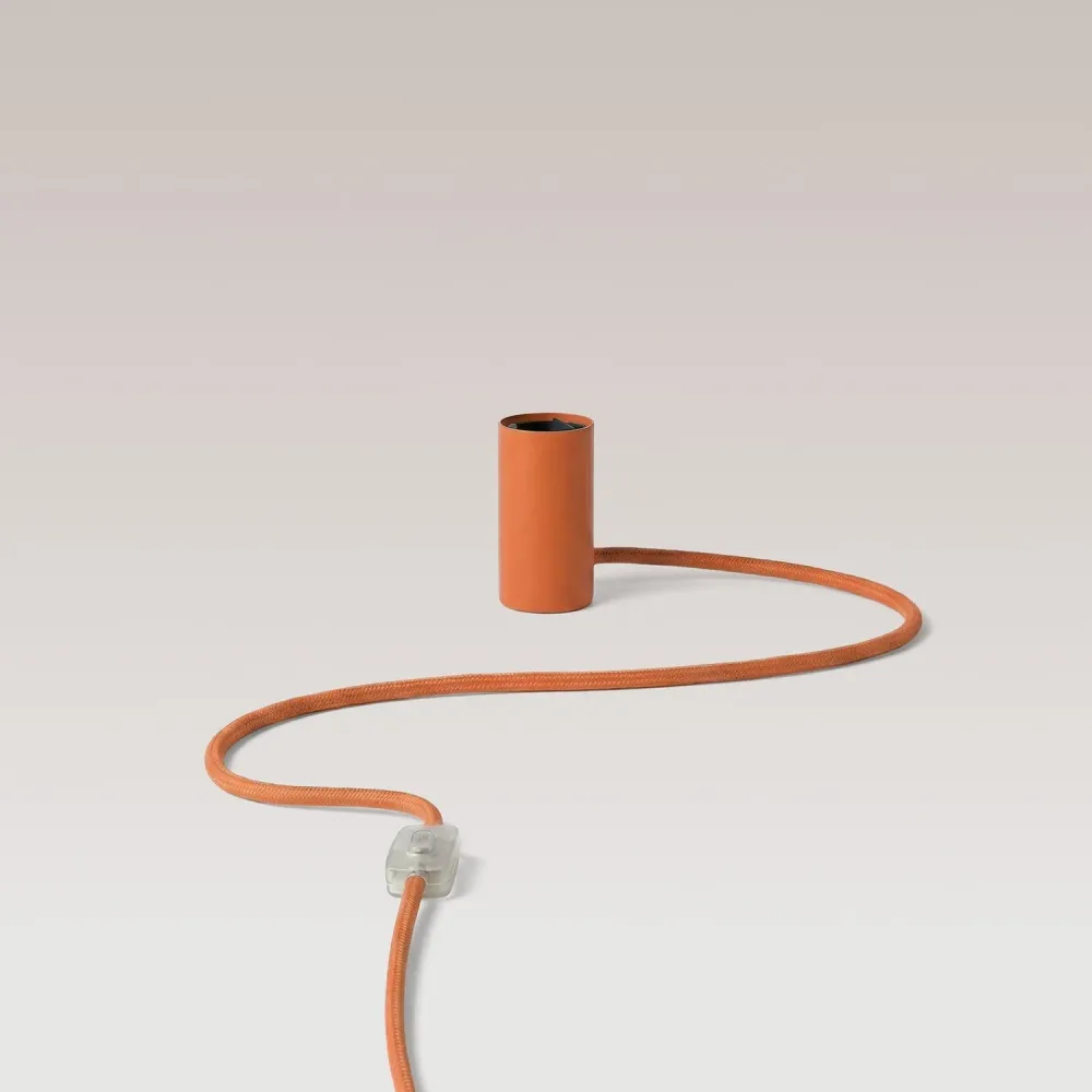 Lampa magnetska plug- s grlom E27 - Narančasta